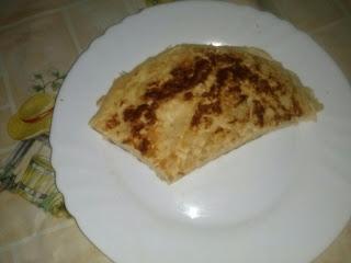 TORTILLA DE PATATAS  CON CEBOLLA