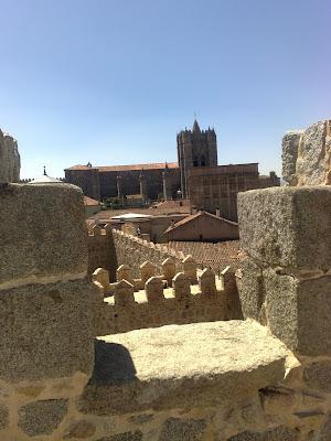 PASO POR ÁVILA