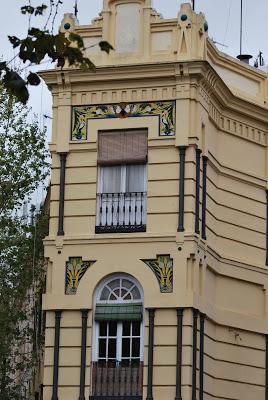 La historia permanece subsumida en las inadvertidas a veces creaciones de Arte.