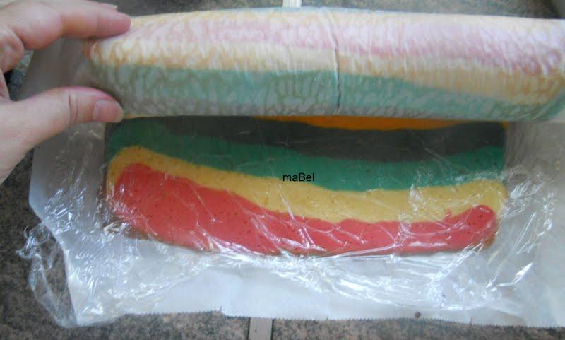 Arrollado de colores - pionono rayado - brazo gitano colorido