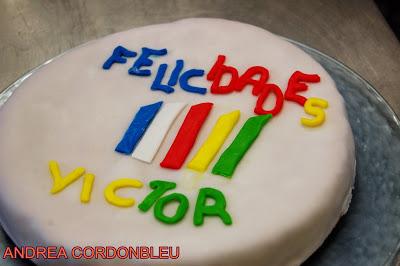 FINGER - FOOD: CROMESQUI DE CASTAÑA Y MAKI SUSHI DE LANGOSTINOS EN ENSALADA. ALTA COCINA.