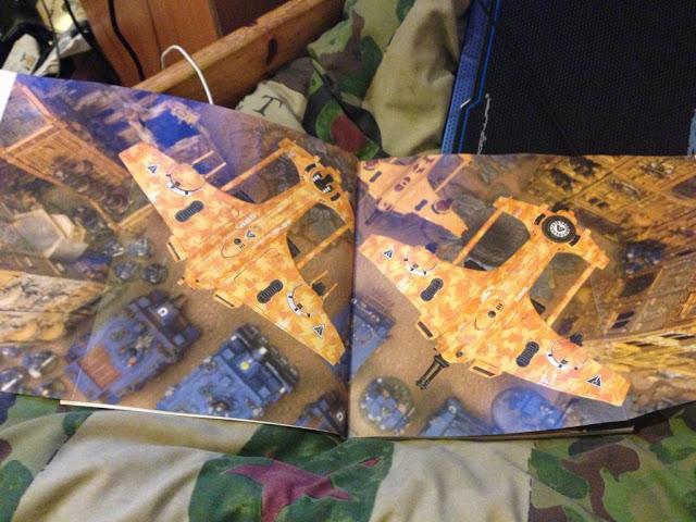 Kroot y Vespides están en el  codex