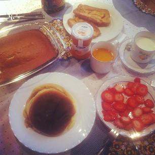 NEW INSTAGRAM: @throughmycloset