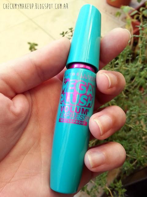 Mega Plush! de Maybelline