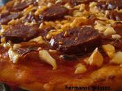 Pizza cebolla confitada piquillos, chorizo queso