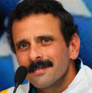 Capriles está Maduro