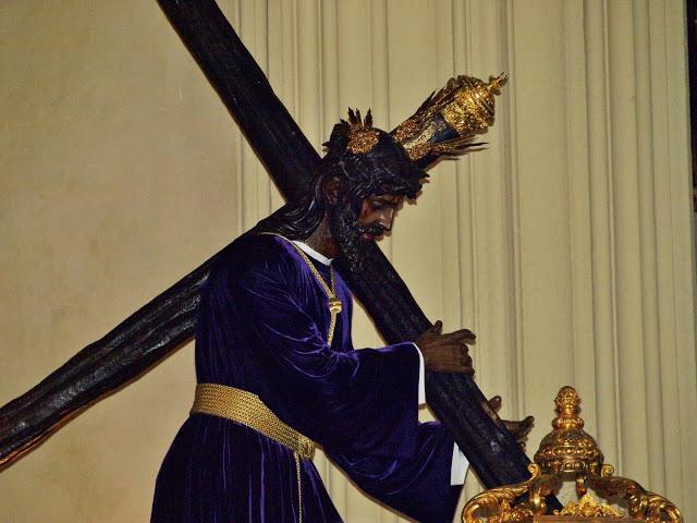 El Señor de la Salud, en su templo.