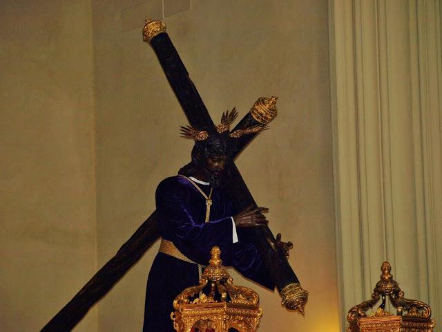 El Señor de la Salud, en su templo.