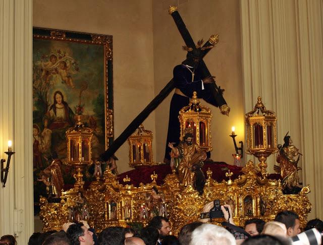 El Señor de la Salud, en su templo.