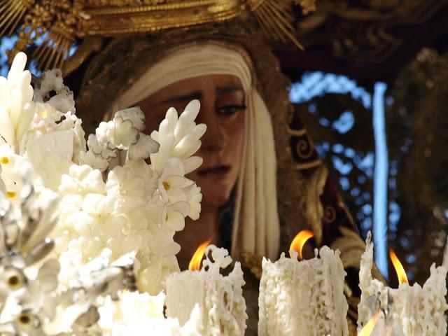 El traslado de la Virgen de las Angustias.