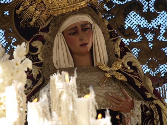 El traslado de la Virgen de las Angustias.