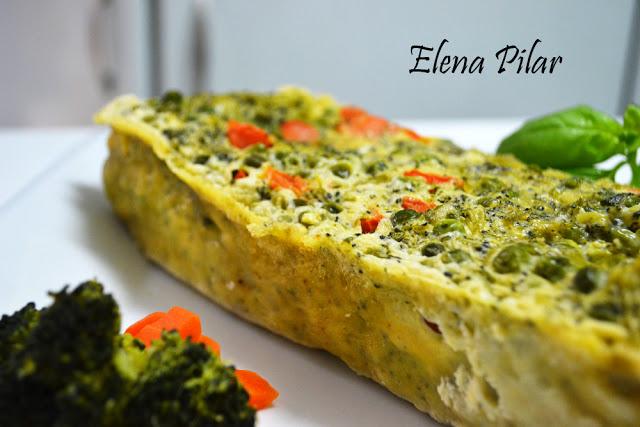 Pastel vegetal, con brócoli, guisantes y zanahoria (Microondas)