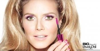 Pestañas de muñeca con la nueva máscara de Astor