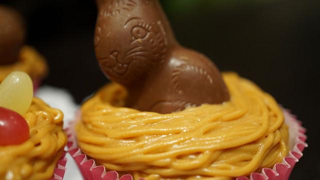 Cupcakes para tres  (de pera y Dulce de Leche)