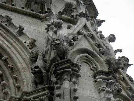 París en Octubre. Gárgolas en Notre Dame París en Octubre. Gárgolas en Notre Dame