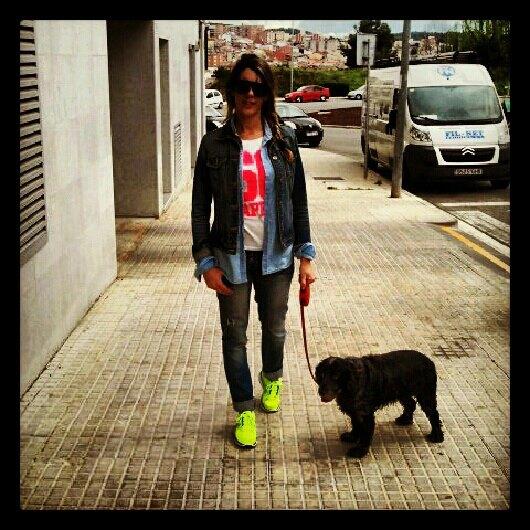 NIKE