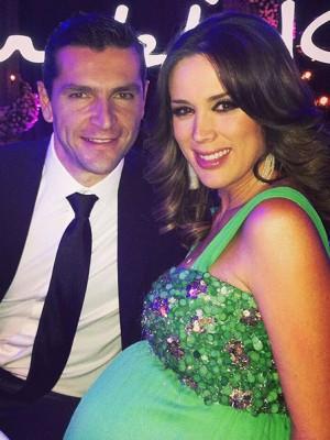 Jacqueline Bracamontes es mamá de una niña, pero el varón falleció por problemas respiratorios
