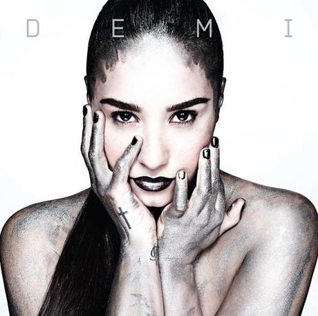 Demi Lovato luce  genial  en la portada de su nuevo disco