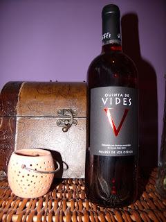 VINO: Quinta de Vides Rosado 2012VARIEDAD: Prieto PicudoD...