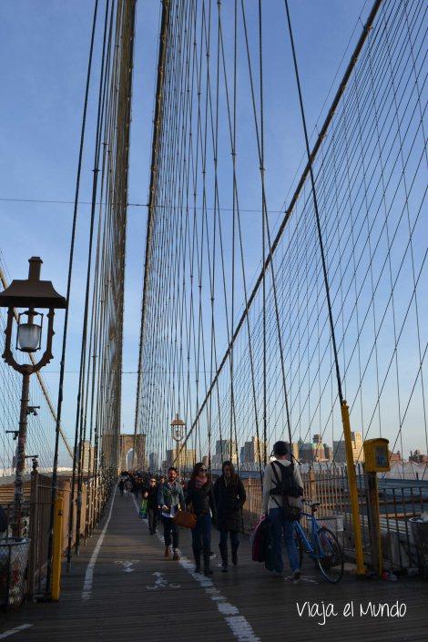 Caminando el puente de Brooklyn