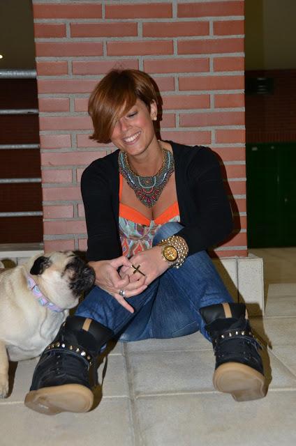 CRUCES EN TUS MANOS..