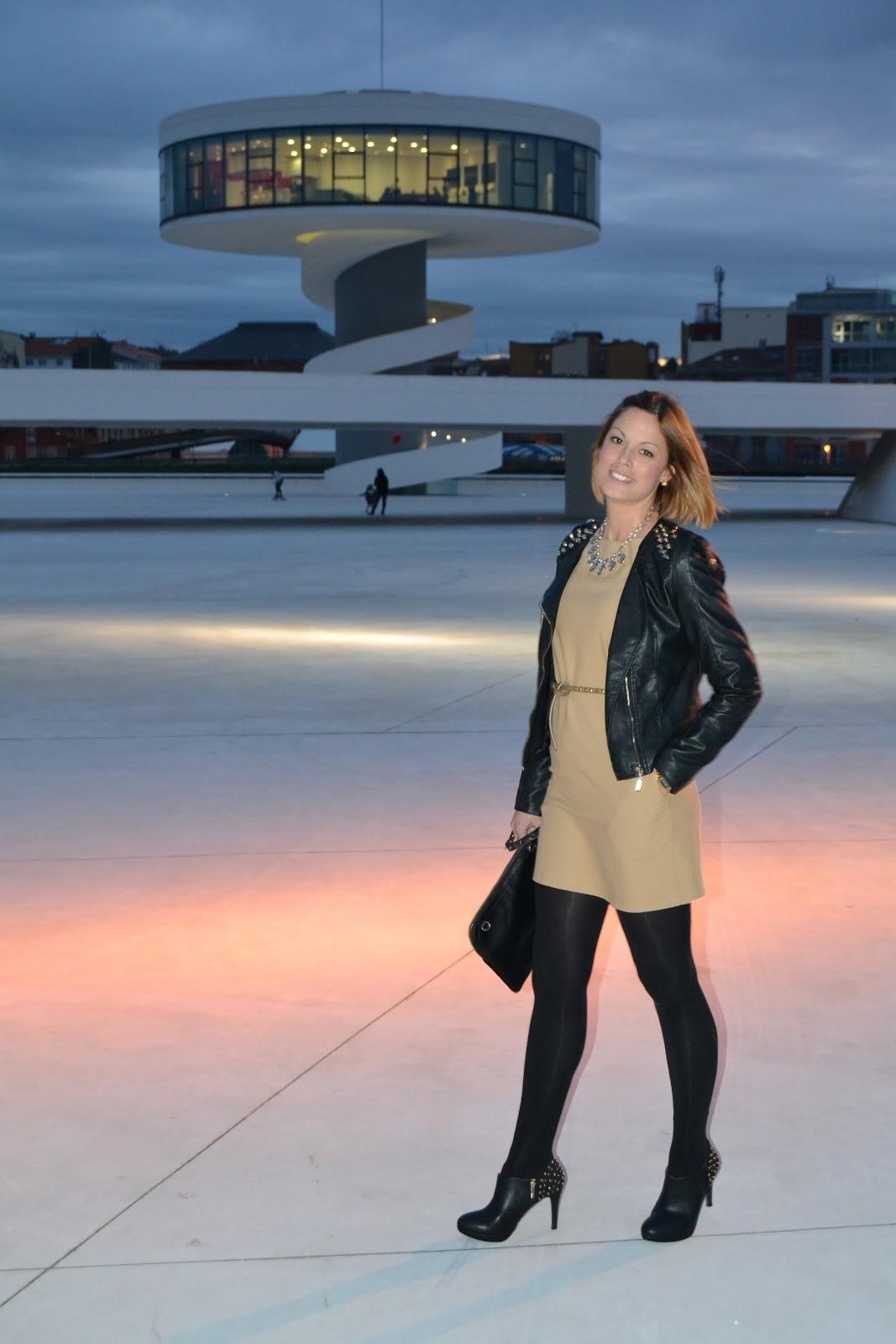 UN PASEO EN EL NIEMEYER