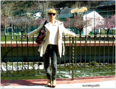 CAMOUFLAGE CAMOUFLAGE