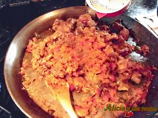 PAELLA DE CERDO Y SETAS