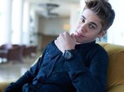 "Justin Bieber vergüenza para Canadá" reseño Diario Globe Mail Pais.