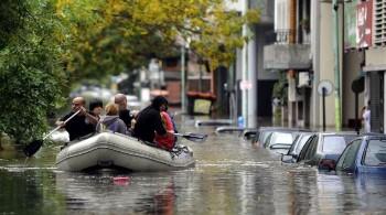 inundaciones 2 e1365001166582 Política argentina sin cambio climático