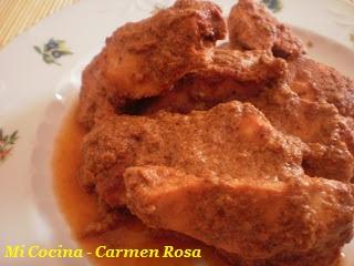 SALCHICHAS CON PIÑA AL CURRY