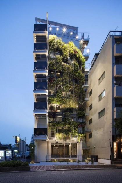 Edificio en Tokio con fachada Vegetal