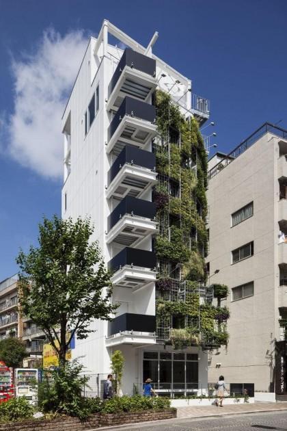 Edificio en Tokio con fachada Vegetal 03