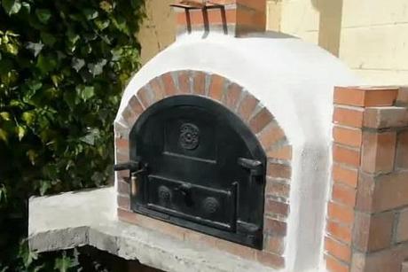 horno-de-leña-en-el-jardín