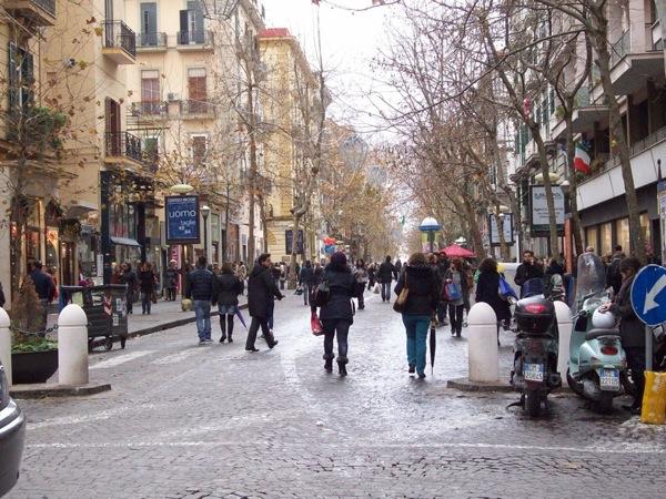 via-luca-giordano-napoles shopping