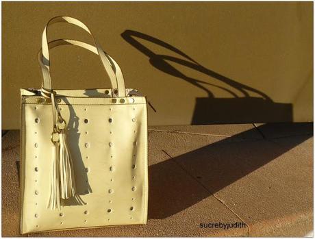 NEW LOOK WITH THE SAME BAG NEW LOOK WITH THE SAME BAG