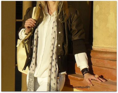 NEW LOOK WITH THE SAME BAG NEW LOOK WITH THE SAME BAG