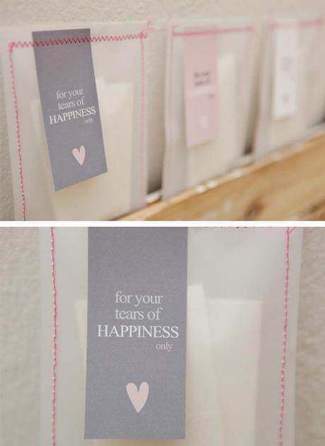 Ideas para regalar a los invitados a una boda pañuelos