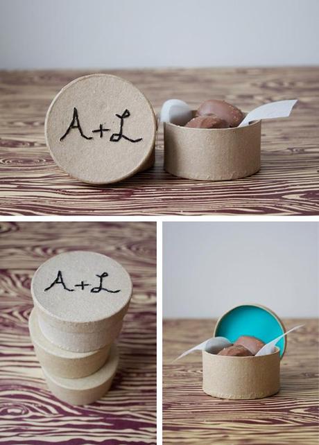 Ideas para regalar a los invitados a una boda regalos-cajitas-de-regalo-bordadas-1