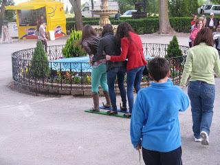 NUESTROS JUEGOS TRADICIONALES EN LA ROMERIA