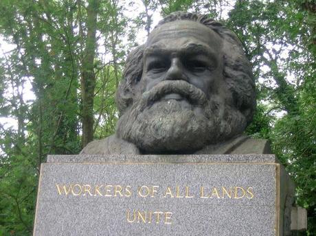 Cementerio de Highgate de Londres: Carlos Marx y los cazavampiros Cementerio de Highgate de Londres: Carlos Marx y los cazavampiros