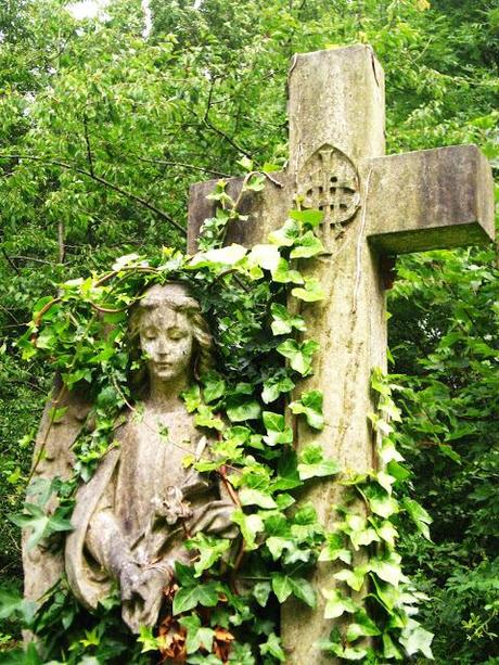 Cementerio de Highgate de Londres: Carlos Marx y los cazavampiros Cementerio de Highgate de Londres: Carlos Marx y los cazavampiros