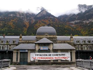 Estación de Canfranc, ancho de vía ibérico