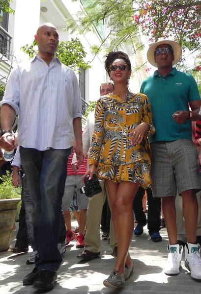 En Cuba saltan en un pie con la llegada de de Beyonce y Jay-Z (FOTOS)