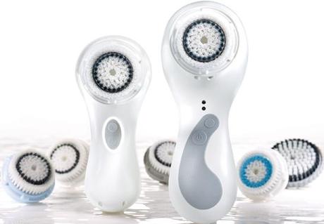 CLARISONIC MARCA EL “ANTES” Y “DESPUÉS” DE LA LIMPIEZA FACIAL (Y CORPORAL…)