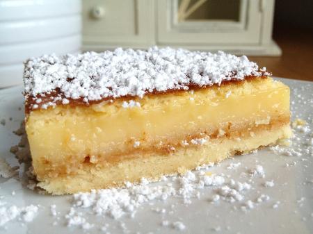 Buen finde Lemon squares o tarta de limón tarta de limon fria recetas de postres receta delikatissen postres sencillos postres fáciles y rápidos postres fáciles postres Lemon squares recetas americanas bizcocho de yogur aprender a cocinar