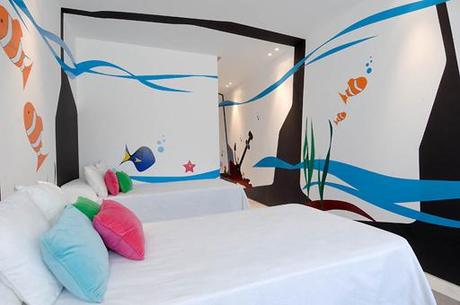 Selección de imágenes de interiorismo de una lujosa urbanización en Ibiza disenada por A-cero