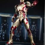 Mark 42 de Hot Toys basada en Iron Man 3