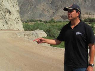 JAVIER ALVARADO SUPERVISA TRABAJOS DE MANTENIMIENTO DE CARRETERA ASIA - COAYLLO - OMAS