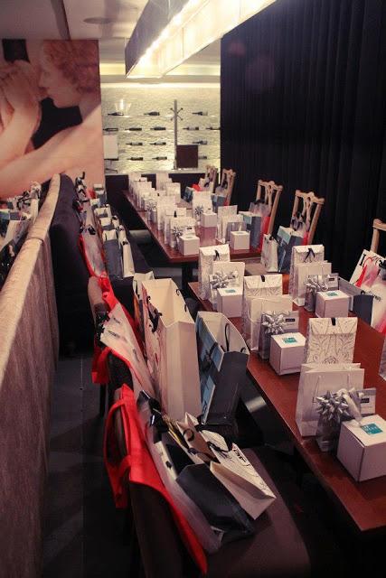 Los Bloggers oficiales del Lifweek son engreídos en el BusinessTower Hotel